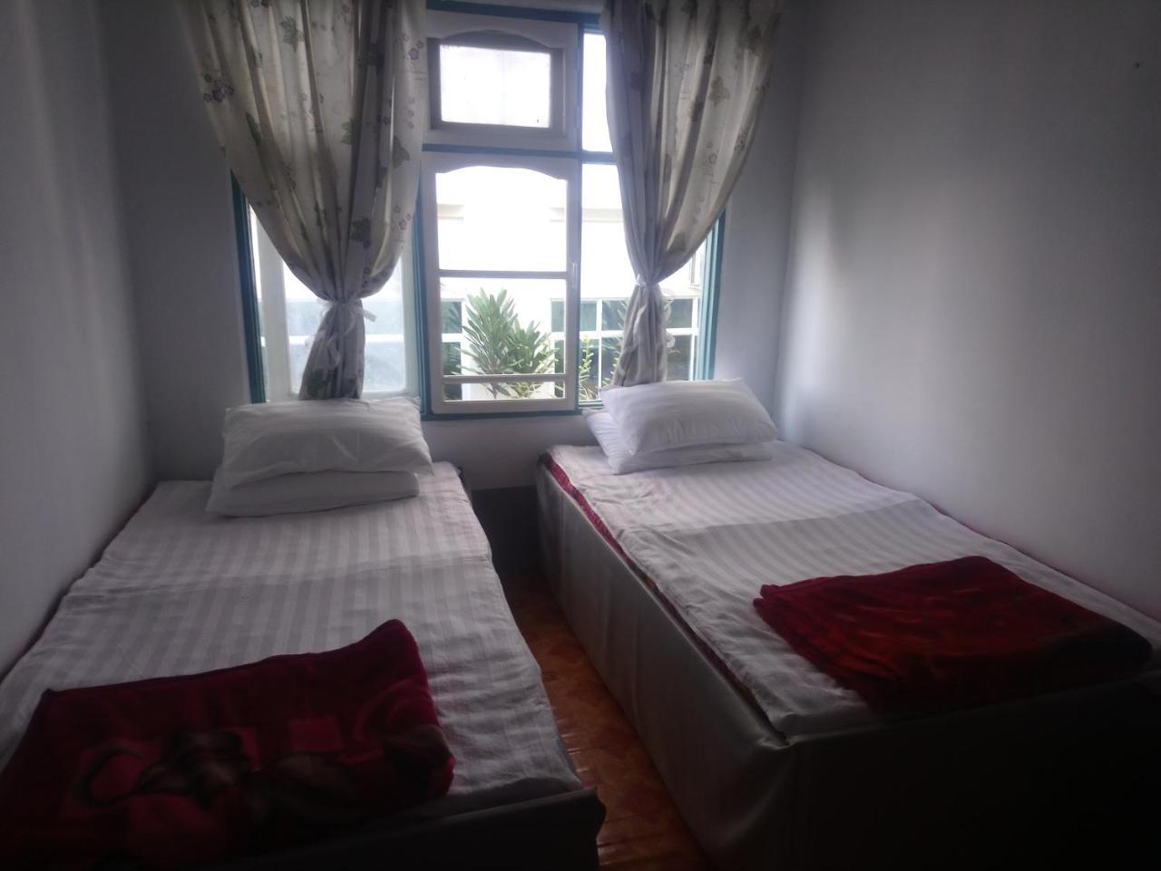 Diamond Star Guest House Nyaung Shwe Exterior photo